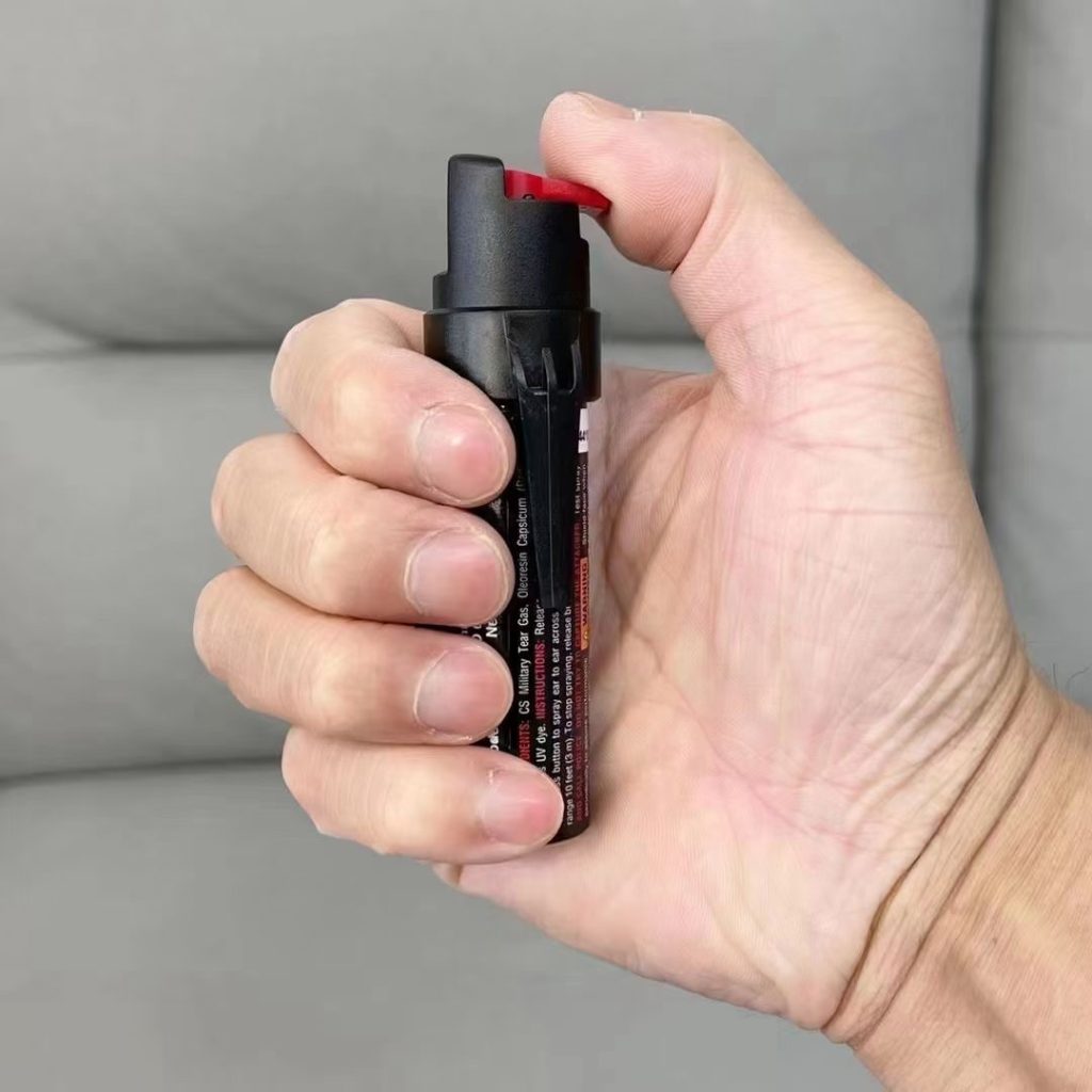 美国沙豹SABRE迷你战术背夹型合法避险个人防护喷雾 2。